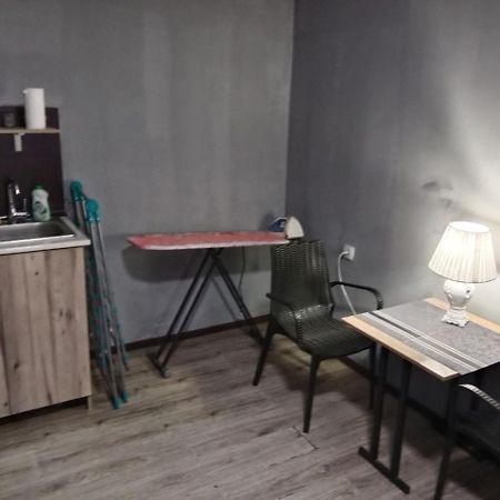 A Cozy Bedsit! Apartamento Taskent Exterior foto