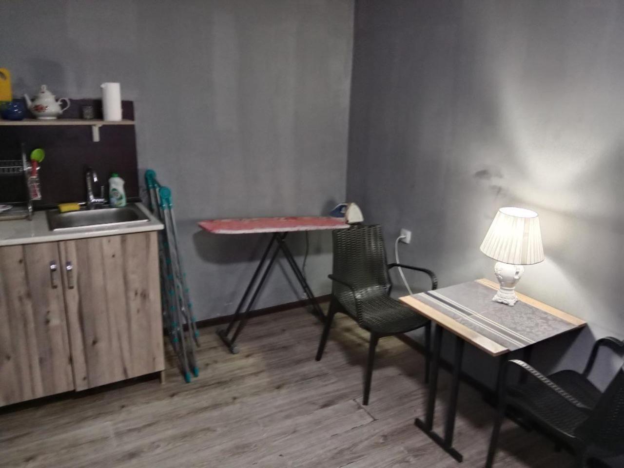A Cozy Bedsit! Apartamento Taskent Exterior foto